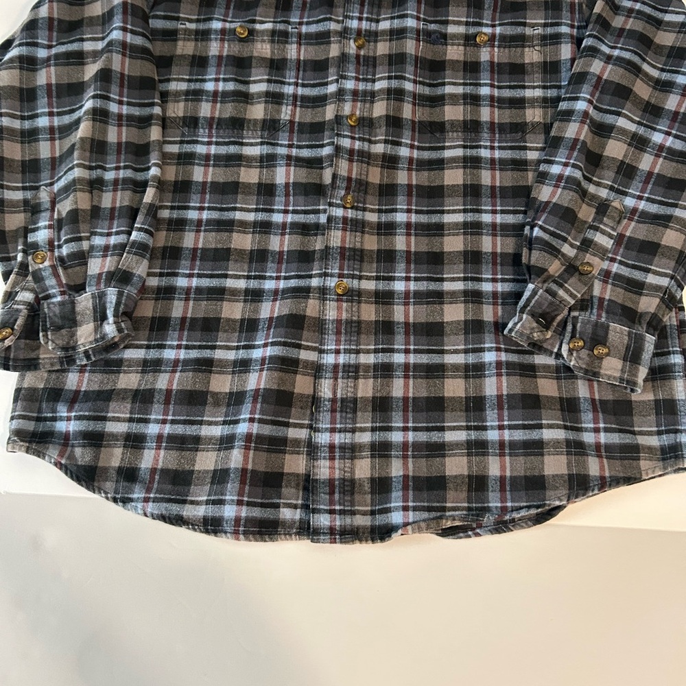 Carhartt Flannel Black and Red Plaid Shirt XL‎